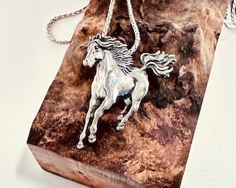 Sterling Silver Horse Pendant, Tommy Moore Navajo Silversmith, Brighton Wheat Chain