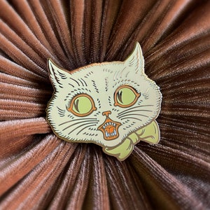 Feisty Cat Hard Enamel Pin Retro Vintage Style