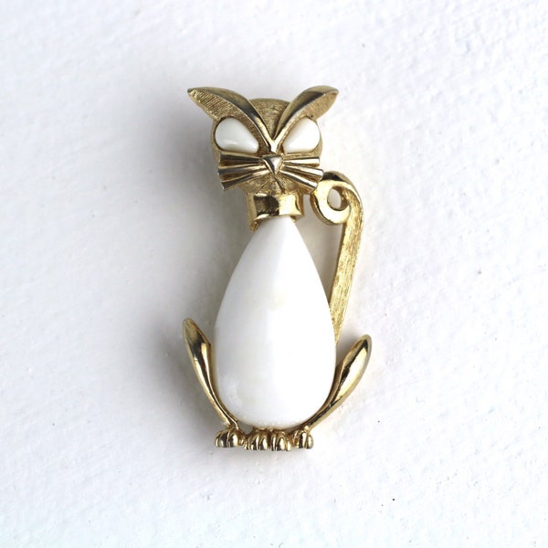 Vintage TRIFARI kroon witte Lucite Gold Tone metalen kat Kitten broche
