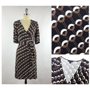 Vintage BANANA REPUBLIC Black Brown White Geometric Pattern Waist Tie Belted Small S Rayon Wrap Dress