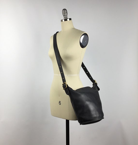 Vintage COACH Duffle Helen's Legacy 9953 Black Gold C… Gem