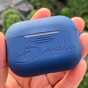 Gepersonaliseerde siliconen AirPod-hoes voor AirPod 1, 2, 3 en AirPod Pro, beste perfecte cadeau, eerste aangepaste naam monogram beschikbaar