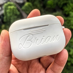 Gepersonaliseerde siliconen AirPod-hoes voor AirPod 1, 2, 3 en AirPod Pro, beste perfecte cadeau, eerste aangepaste naam monogram beschikbaar