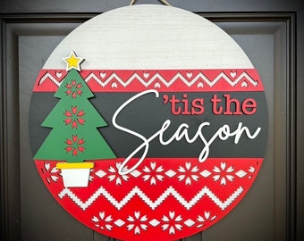 Tis The Season Christmas Tree-Theme Welcome Door Hanger/Sign, Perfect for Your Front Door, Available in 2 Sizes