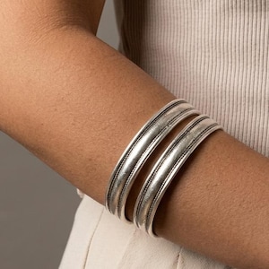 Antique Silver Twisted Wire Cuff Bracelet: Bohemian Stacking Bangle (US wrist 6-7.5 inches)