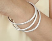 SILVER925 ROUND BANGLE/BRACELET/シルバー/ブレス Silver SHINY THICK ROUND Bangle, Circle Shaped Stacking Cuff