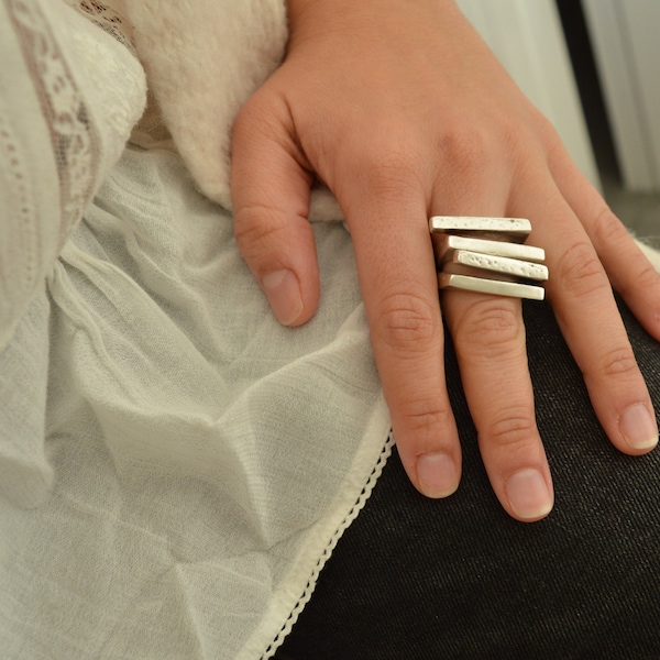 Antique Silver Two PARALLEL lines Ring, Unique Hammered abstract ring, Bohemian Silver Modernist Ring, Silver Band Jewelry,US Size 6.5-8inch