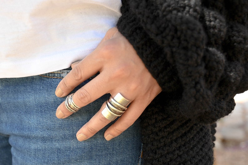 Minimalist Antique Silver ROPE Abstract Lines Ring, Boho Modernist Lines Rings, Silver Band Abstract Jewellery, Affordable Ring, Ring Party image 9