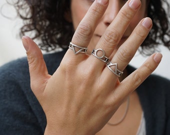 Nathis Blue Quartz Adjustable Triangle Ring Nathis Blue Quartz Adjustable Triangle Ring