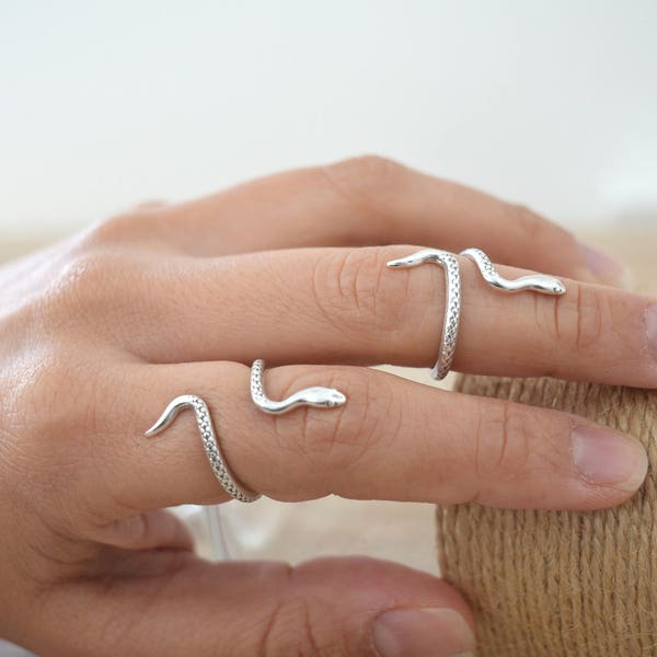 Bohemian Silver Snake Knuckle Midi Pinky Ring, Silver Stackable Animal Ring, Silver Adjustable Ring, Gift for Her