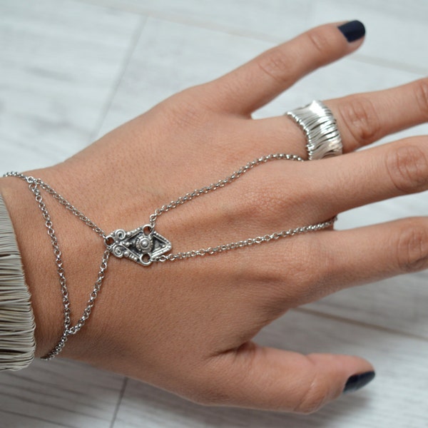 Silver Stainless Steel Slave Bracelet Ring Bohemian Oriental Ethnic Hand Chain, Hand flower, Wedding Jewelry Hand Harness Chain Gift for Her