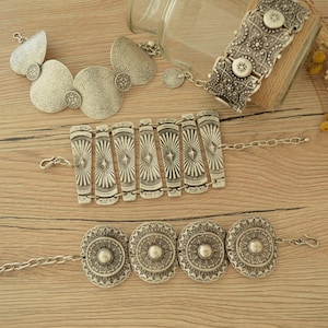 Bohemian Silver Geometric Link Bracelet: Ethnic Tribal Jewelry