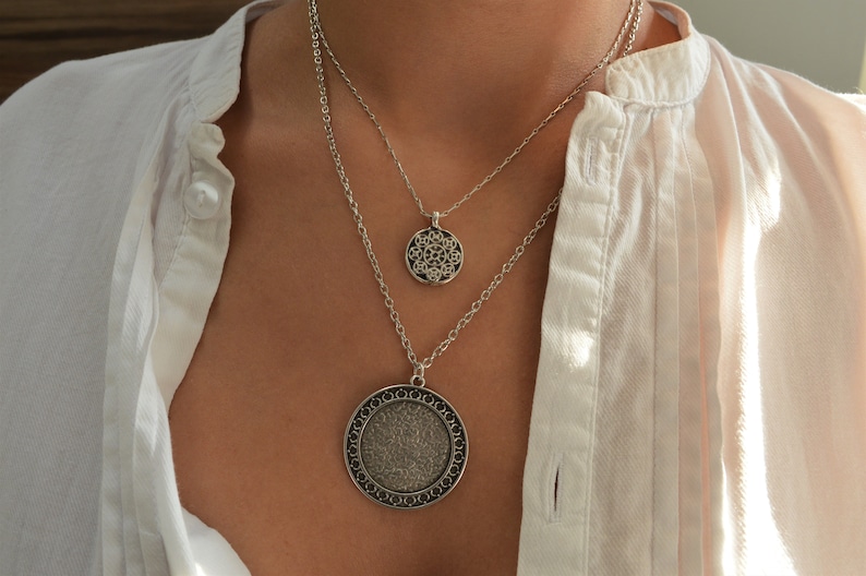 Set of three silver GEOMETRIC necklaces, layered stacking round coin charms jewelry, boho bohemian dainty hippie jewelry, gift for her zdjęcie 3