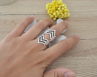 Bohemian Silver Geometric Armor chevron Knuckle Midi Ring, Silver Stackable Geometric Ring, Silver Adjustable Geometric Ring, Gift for Her