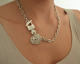 Silver Chunky padlock chain choker hammered coin necklace, T Clasp Locket Chain Necklace Toggle Closure Punk Rock Biker jewelry, Trace chain