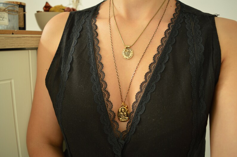 Antique Gold Coin Charm Pendant Necklace Jewelry Cheap Gift for Her Greek Coin Layering Medallion Necklace Bohemian Minimalist Jewelry