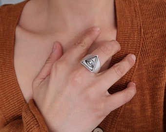 Bohemian Silver Egyptian Eye Design Midi Ring, Thick Boho dainty signet ring, birthday gift Evil Eye protection Ring, Gift US 9-10.5 inch