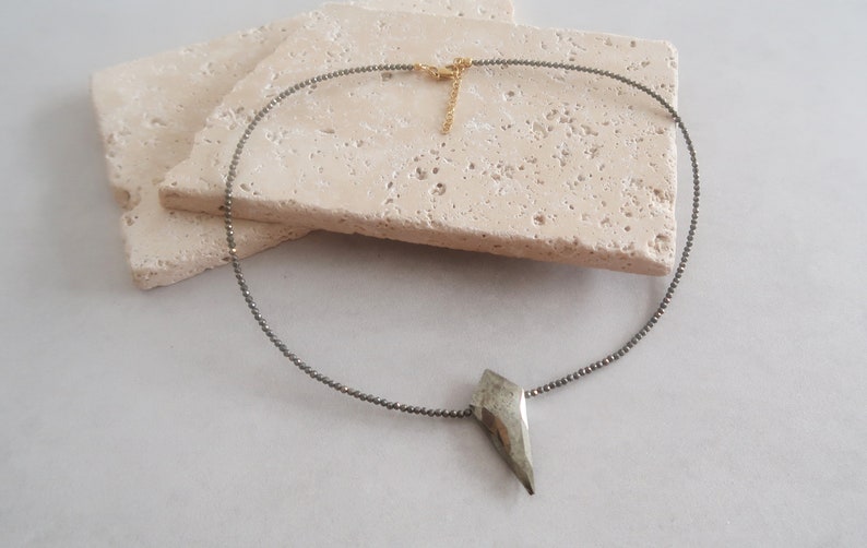 PYRIET kralen edelsteen ketting met pijlpunt hanger, Boho moderne delicate punk rock stijl halfedelstenen sieraden, cadeau voor haar afbeelding 5