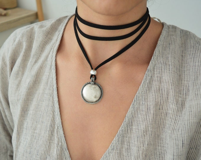 Black Leather Wrap Necklace, Leather Coin Necklace, Wrap Choker Necklace, Tie Up Bolo Necklace, Bohemian Leather Jewelry, Suede Coin Jewelry