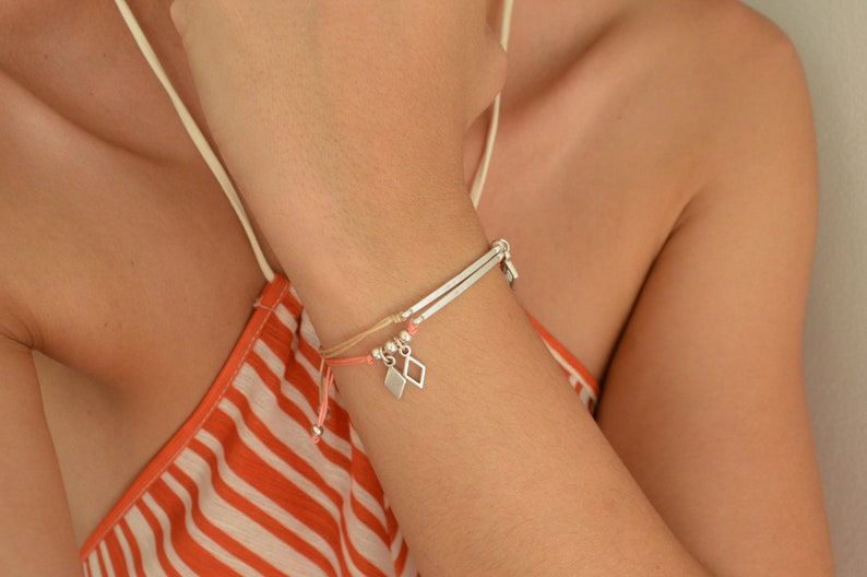 geometric minimalistic bracelet minimal jewelry affordable gift for her Thin Silver hammered bar connector macrame adjustable bracelet