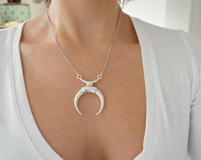 Silver HORN Bone/ MOON/ Crescent necklace jewelry, Large Pendant, Native American Navajo Inspired Necklace Hippie Boho Jewelry, Gift for her