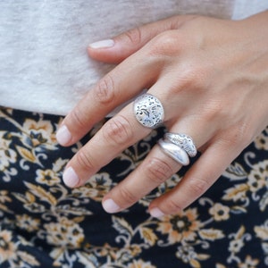 Bohemian Antique Silver FLORAL DOME ring, Sade Bold Organic Shape adjustable ring, Dainty Big Stacking Minimal Layered silver plated ring image 2