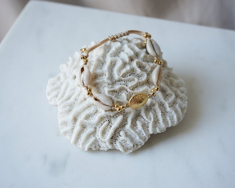 Gold Limpet Shell with Natural cowrie shells bracelet, Bohemian boho Adjustable macrame bracelet, Beach Tropical Summer Delicate Dainty Gift image 6