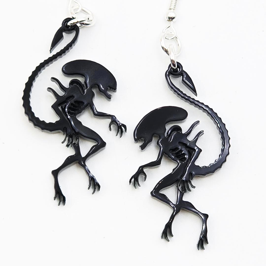 Alien Xenomorph 3D メタルエナメルスタッドピアス 2個セット, 金属 Alien Xenomorph 3D Se 並行輸入品 Xenomorph Earrings - Etsy UK