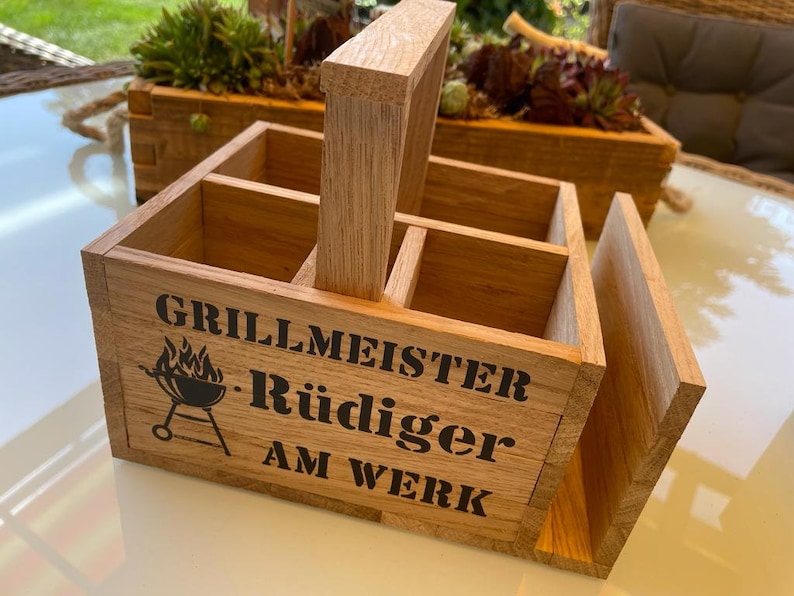 Grill Geschenk personalisiert Grillmeister Grill Utensilo für Besteck Geschenk für Männer Geschenk Grillparty Geschenke Grillabend Bild 8