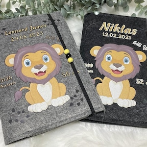 U Heft Hülle mit Namen Filz personalisiert | Impfpass Löwe | Untersuchungsheft Hülle filz Geschenk Geburt | Junge Mädchen taufe