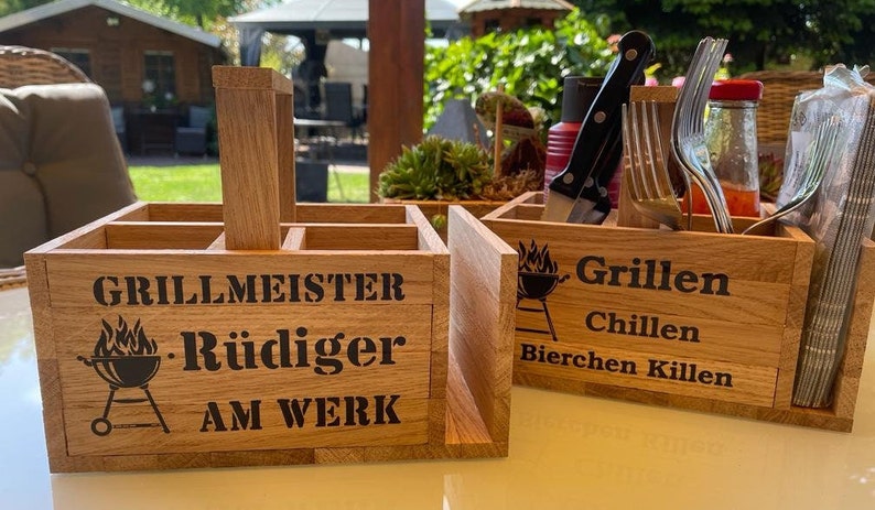 Grill Geschenk personalisiert Grillmeister Grill Utensilo für Besteck Geschenk für Männer Geschenk Grillparty Geschenke Grillabend Bild 1