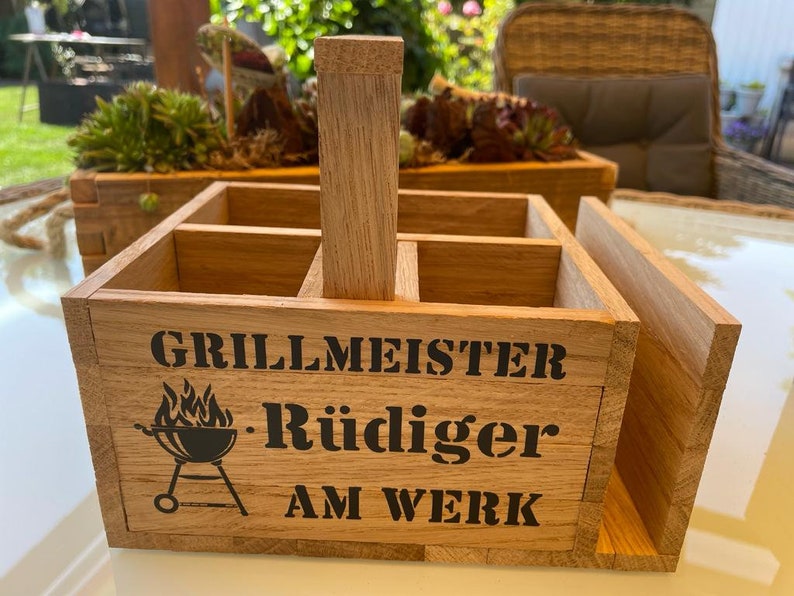 Grill Geschenk personalisiert Grillmeister Grill Utensilo für Besteck Geschenk für Männer Geschenk Grillparty Geschenke Grillabend Bild 4