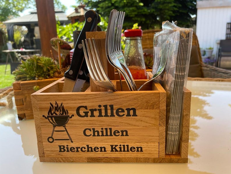 Grill Geschenk personalisiert Grillmeister Grill Utensilo für Besteck Geschenk für Männer Geschenk Grillparty Geschenke Grillabend Bild 7