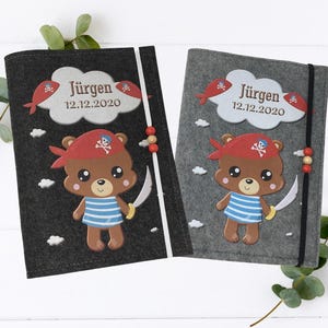 U-Heft Hülle Piratenbär – personalisiert – U-Heft + Impfpass Hülle Filz – Geschenk zur Geburt Junge – handmade Baby Dokumentenhülle