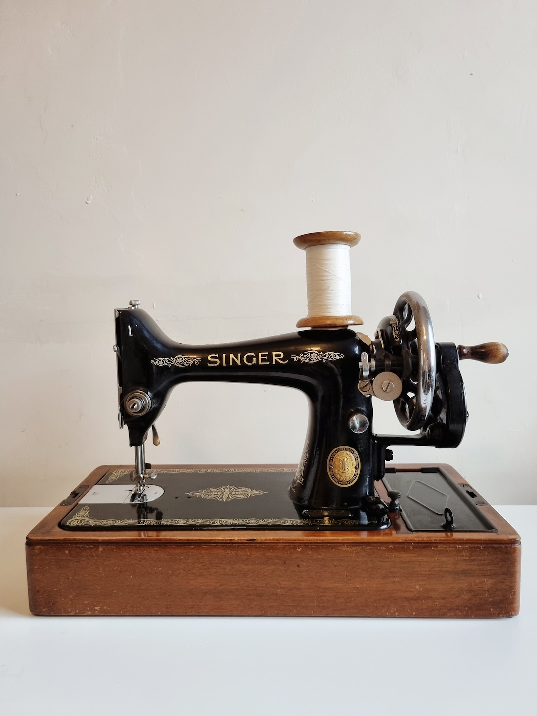 1950s Hand Crank Singer Sewing Machine 99K - EG873435 - Complete