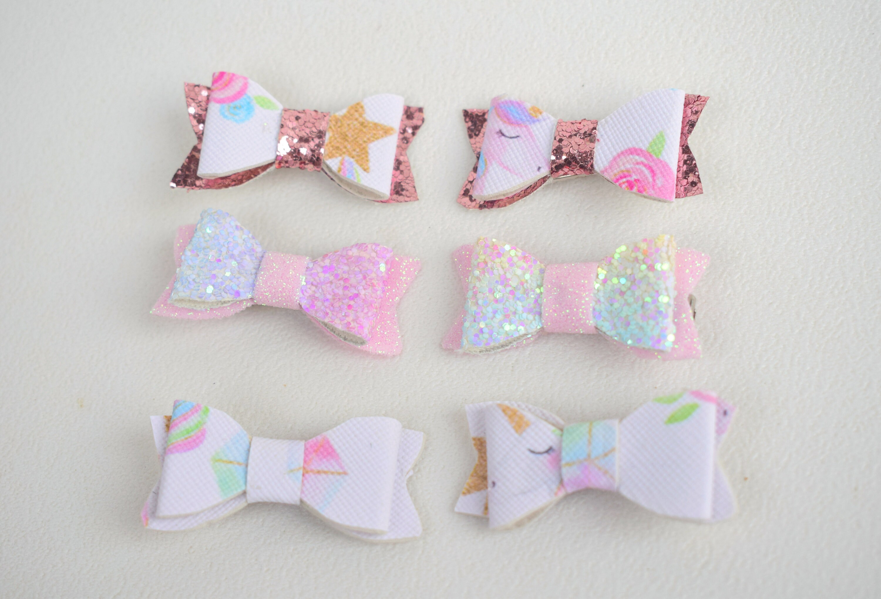 Kids toddlers personalised. Bows on clips. Set of two. Set of four. H…