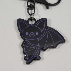 Cute bat keychain / halloween keychain / bat jewelry / spooky keychain / gothic keychain / spoopy jewelry / goth jewelry /  whimsigoth