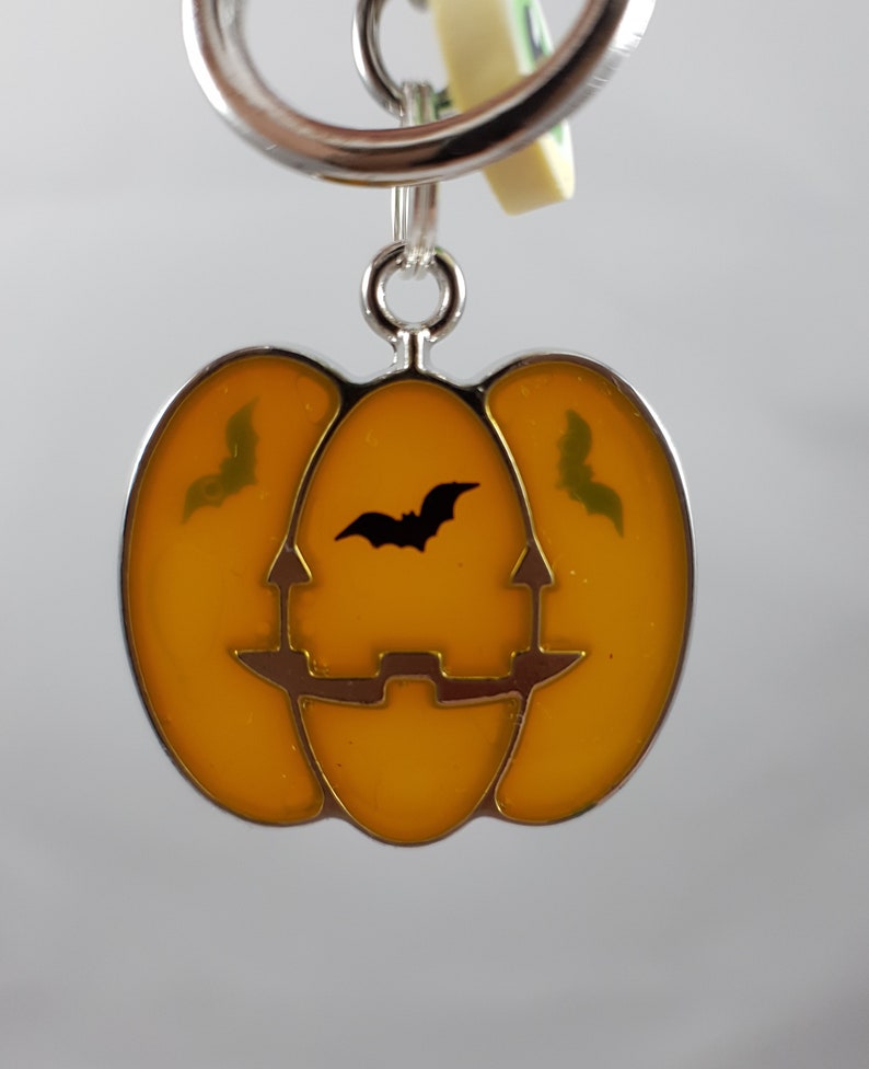 Pumpkin Keychain / Bat Pumpkin Jewelry / Halloween Keychain / Etsy