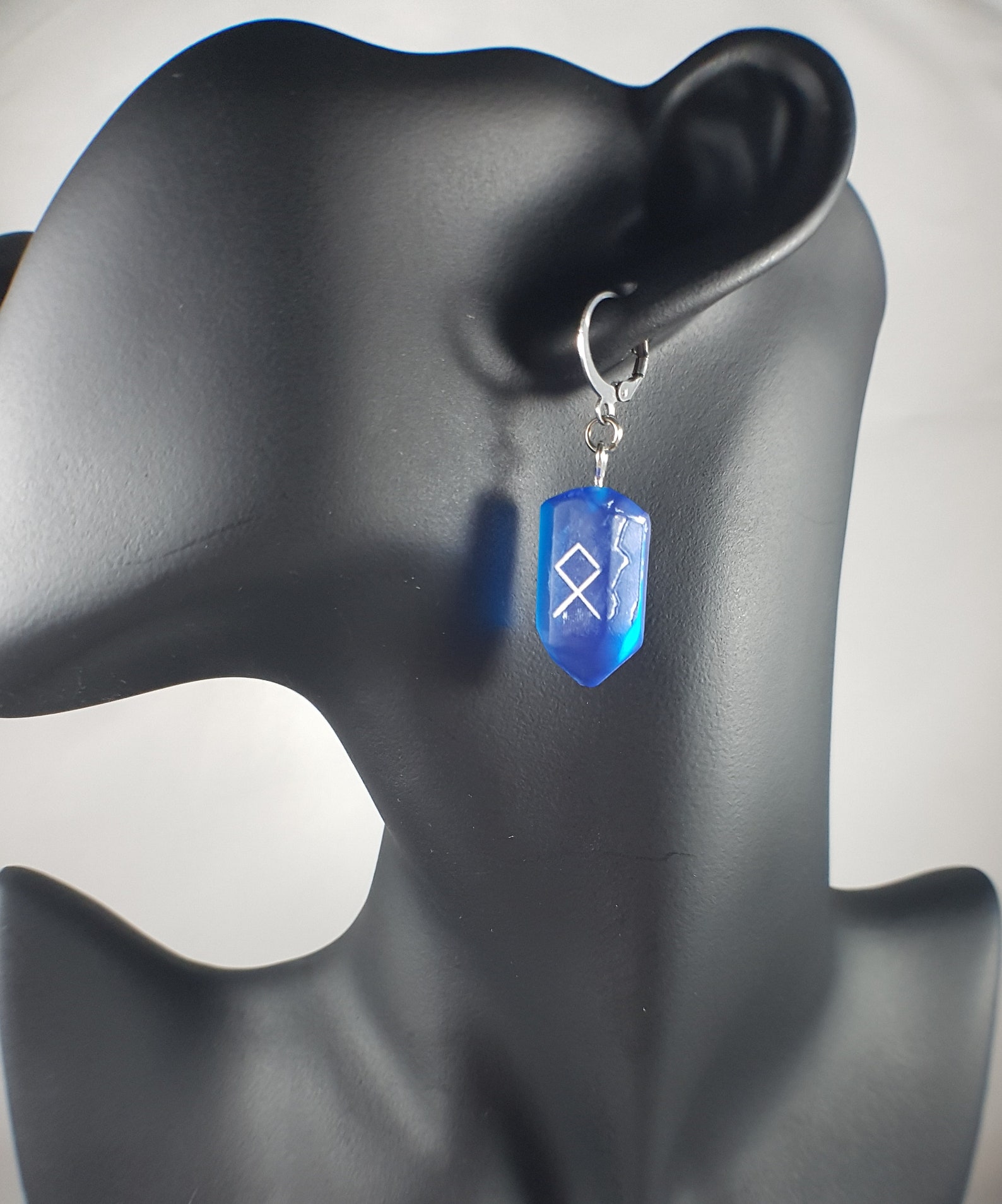 Ice Rune Earrings / Rune Jewelry / Witch Earrings / Vikings - Etsy