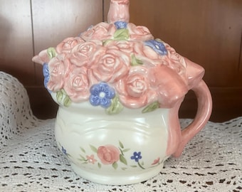 Tea Rose Pfaltzgraffe Teapot