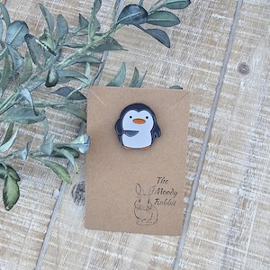 Penguin Pin | Penguin with knife |  Cute Penguin enamel pin
