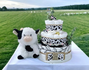 Cow Diaper Cake | Holy cow we're having a baby | Farm theme | Baby Shower