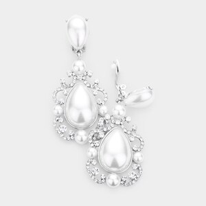 Crystal Teardrop Clip On Dangle Earrings, Chandelier Earrings, Pageant Earrings, Prom Earrings, fashion earrings, Crystal earring, clip on