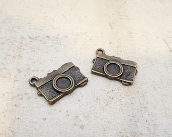 5 Pcs Camera Charms Antique Bronze Camera Charm Small Photography Charm Photo Charm Vintage Style Pendant Charm Jewelry Supplies A061