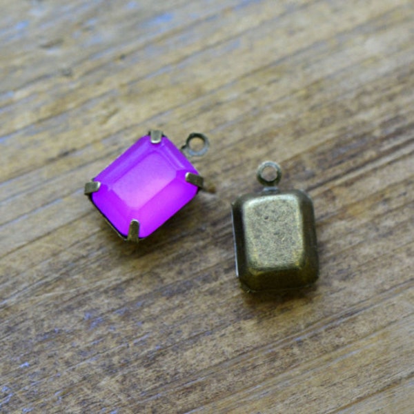 DIY - 4  Small Rectangle Jewel Charms FUCHSIA PINK Drop Gem Rectangle 8x10mm Brass Claw Setting Charm or Link Gold Bronze Silver AW050