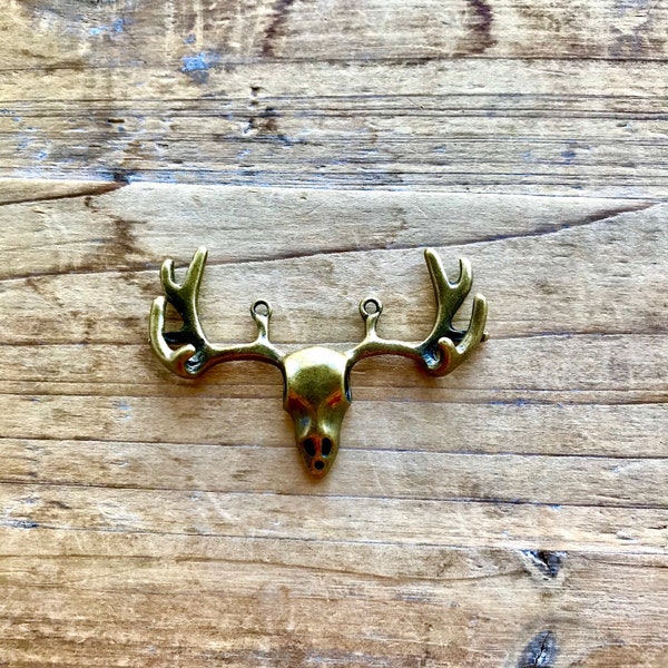 1-Antique Bronze Deer Skull Connector •Bronze Vintage Style Skulls Pendant Charm •Jewelry Supplies (BB173)