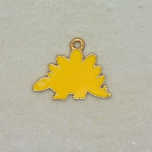 1 - Stegosaurus Dinosaur Charm Yellow Enamel Gold Brass Vintage Style Pendant Charm Jewelry Supplies  (AT077) DFLCHARM4