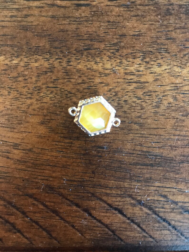 Hexagon Jewel Charm Link Yellow Faceted Glass in 24k GOLD Plated Brass Setting Drop Gem Jewels 15mm Hexagon Bezel G018