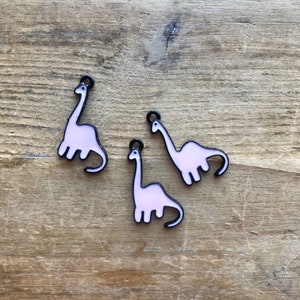1 - Brachiosaurus Dinosaur Charm •Light Pink Enamel •Black Brass •Vintage Style Pendant Charm •Jewelry Supplies •Long Neck Dinosaur (AT072)