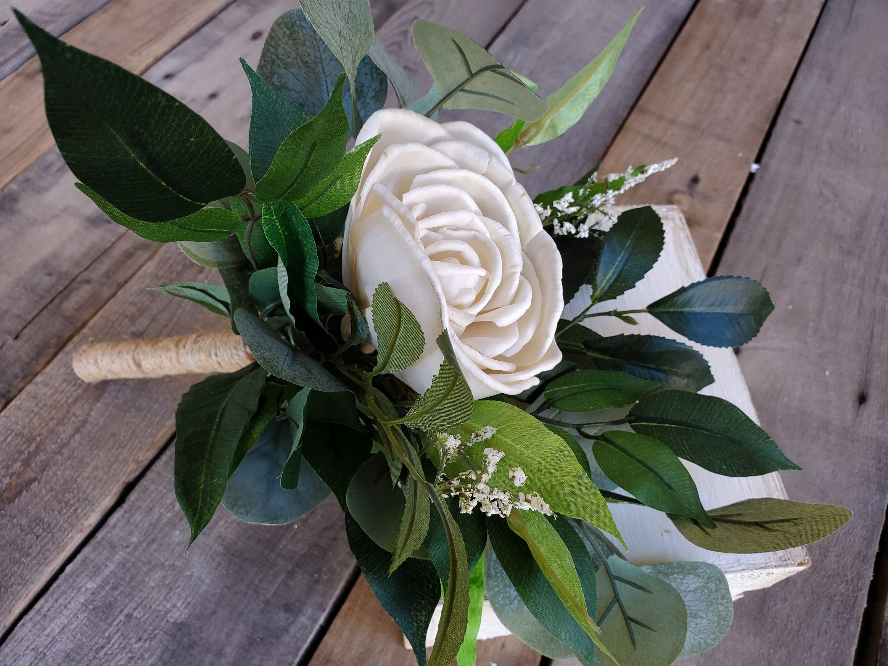 bridesmaid single flower bouquet